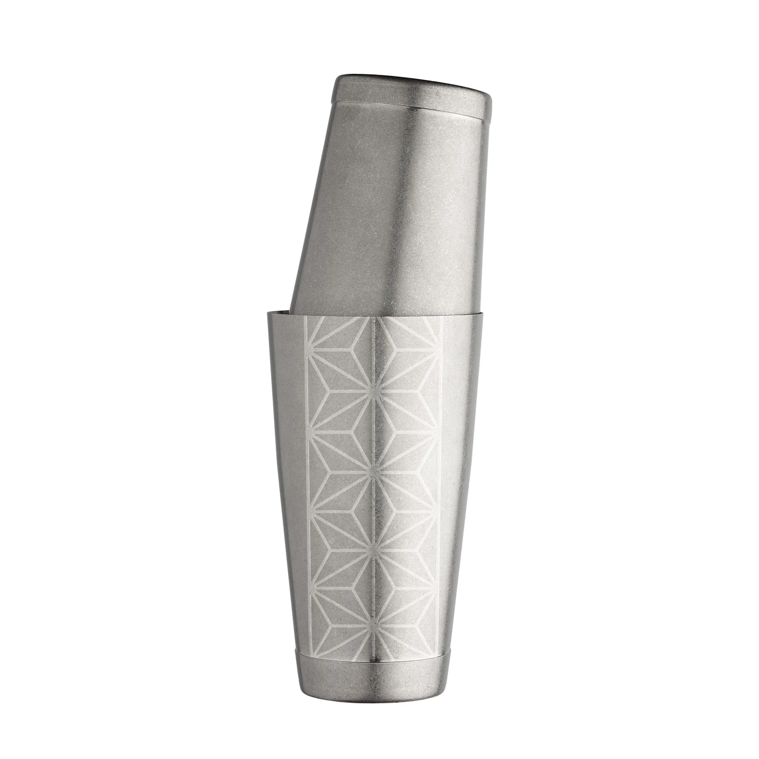 Geometrischer Cocktailshaker aus zwei Zinnbechern
