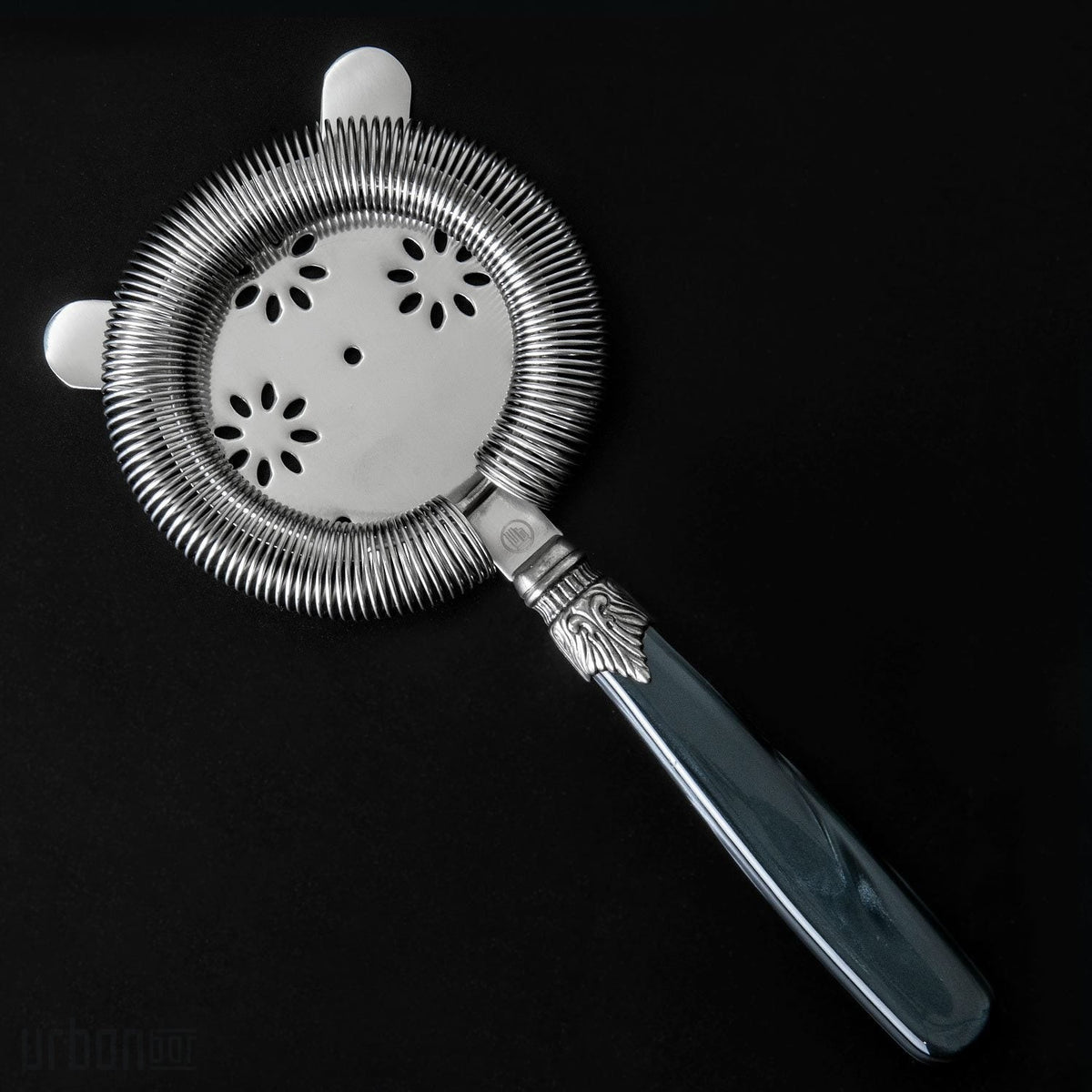 Colador de cóctel Hawthorne de acero inoxidable Classico con montaje en superficie de 22,5 cm