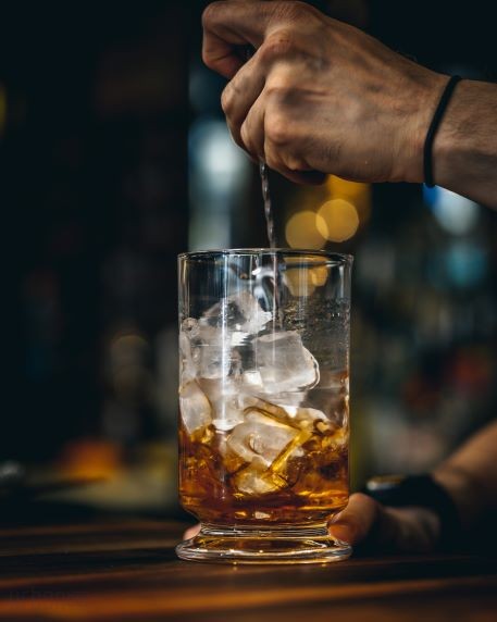 Vaso mezclador con base para cóctel Calabrese de 60 cl